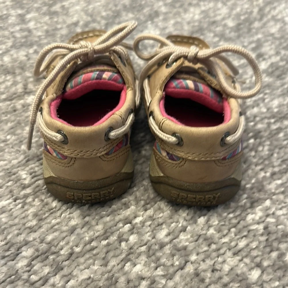 Sperry top-sider boat shoes tan with pastel plaid size 7
